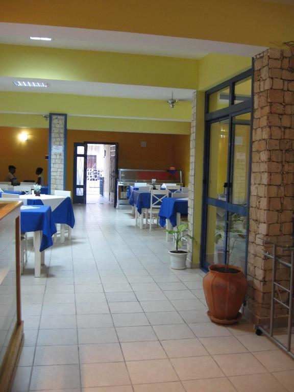 Residencial La Marea B&B Tarrafal Tarrafal  Exterior foto